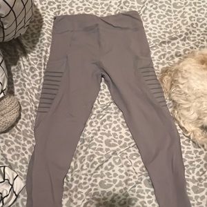 Cute capri style leggings